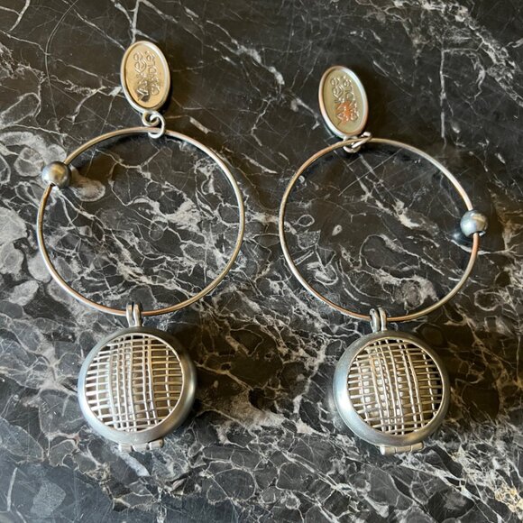 Yankee Candle Other - Yankee Candle Charming Scents Silver Tone Vent Lockets For Fragrance Inserts 2